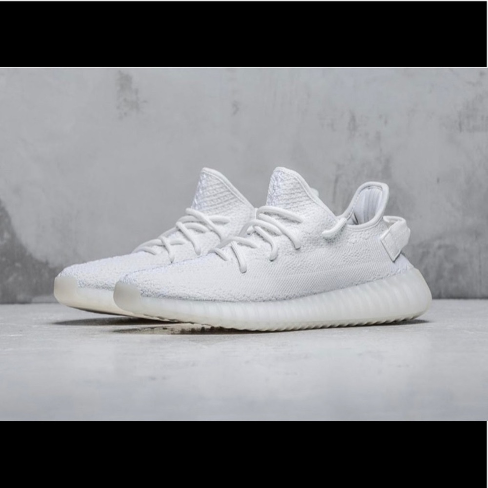 Yeezy Boost 350 V2 - Triple White Used